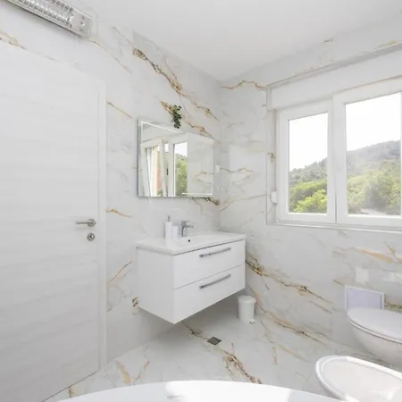 Ivan By Guide Villa Primorski Dolac