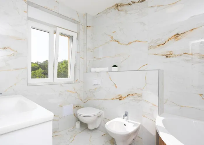 Villa Ivan By Guide *